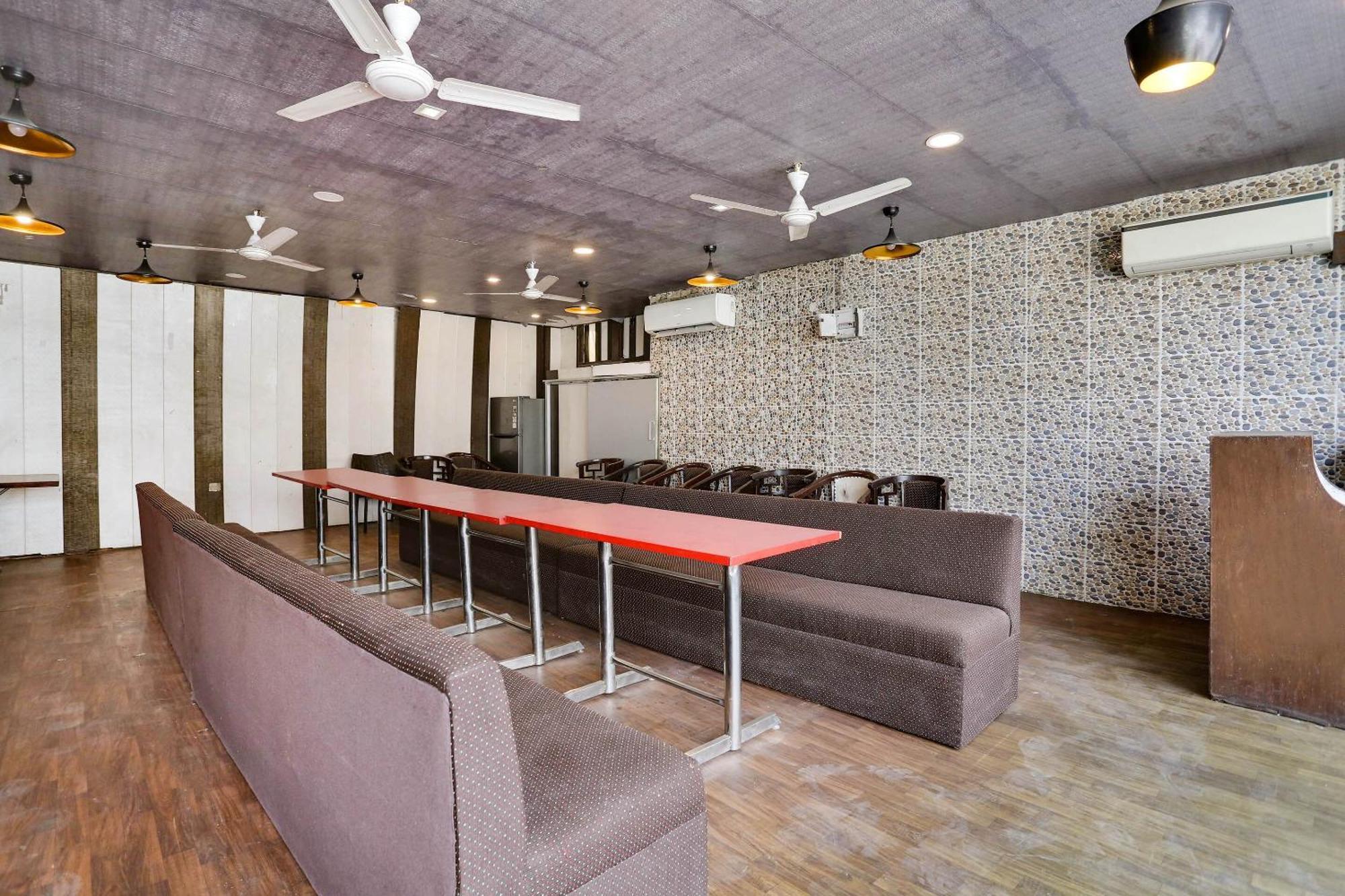 Hotel Townhouse Gera's New Delhi