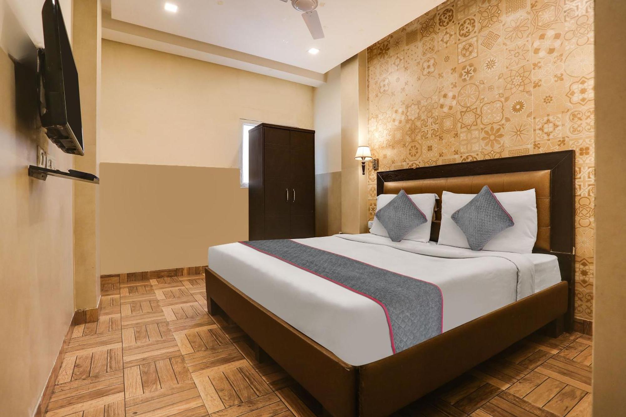 Townhouse Gera's New Delhi